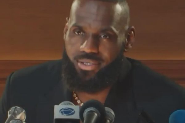 九牛网 放任工作人员对詹姆斯冷嘲热讽，还想老詹退役后为他们打工