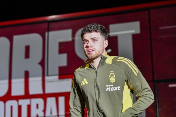 金信达 内科: 足球最终要看进球说话, 我们创造了大量机会却未能把握住